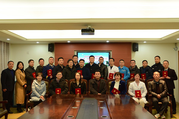 说明: http://edu.anhuinews.com/ahxy/asdfz/202012/W020201223344922958621.png