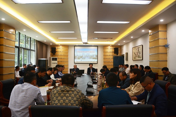 说明: http://edu.anhuinews.com/ahxy/asdfz/202105/W020210512419015378077.png