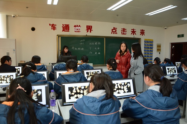 说明: https://www.ahnu.edu.cn/__local/8/1A/FD/EEC2329D08F175FF46B4CAE113F_9C4436BC_23385.jpg