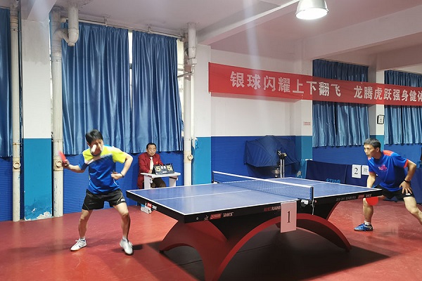 说明: https://www.ahnu.edu.cn/__local/8/51/A7/16F6843C17F92F4501F27418053_B5B28EBA_1CC75.jpg