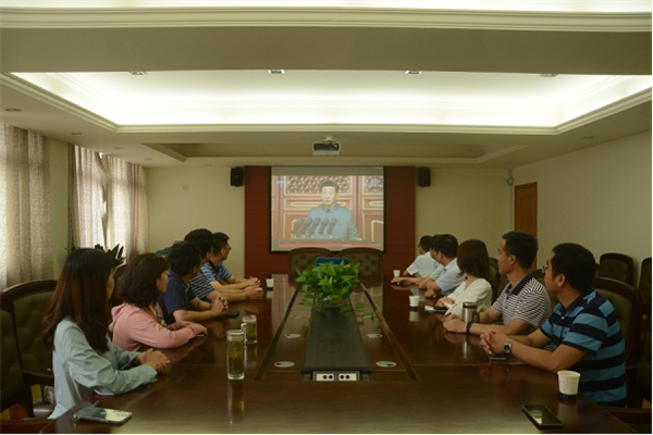 说明: http://edu.anhuinews.com/ahxy/asdfz/202107/W020210705453910800198.png